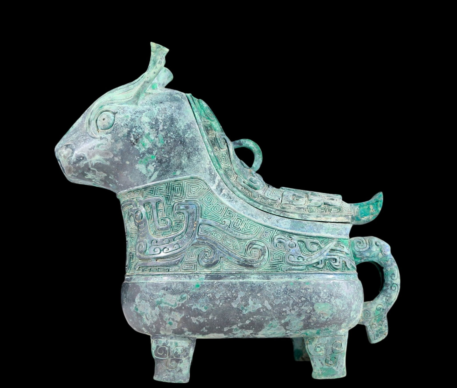 A precious bronze ewer with auspicious animal patterns - 6
