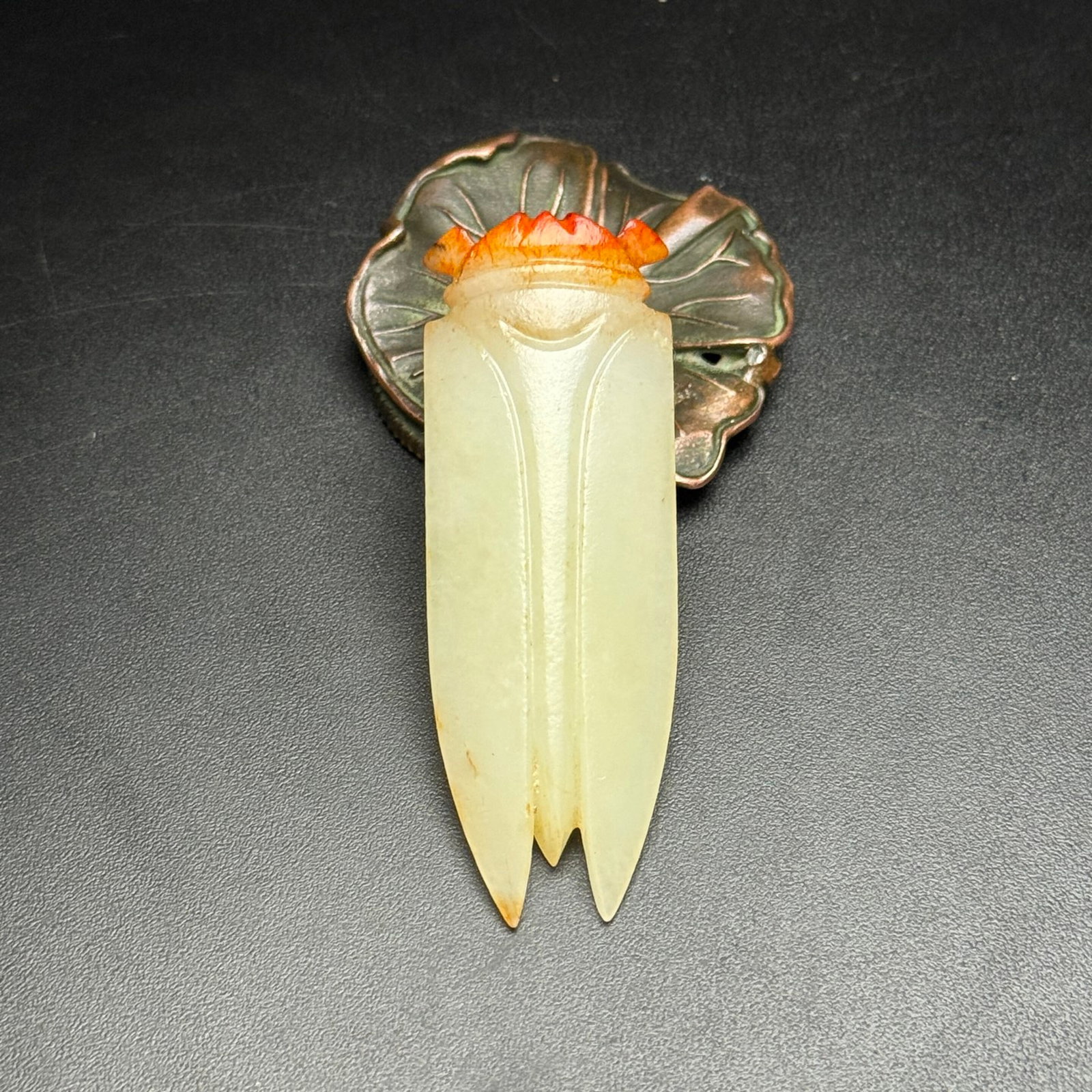 An Exquisite White Jade Cicada Pendant: An Exquisite White Jade Cicada Pendant,Qing Dynasty,China,Size:71mmx25mmx8mm,Weight:25g 白玉蝉挂件,中国清代