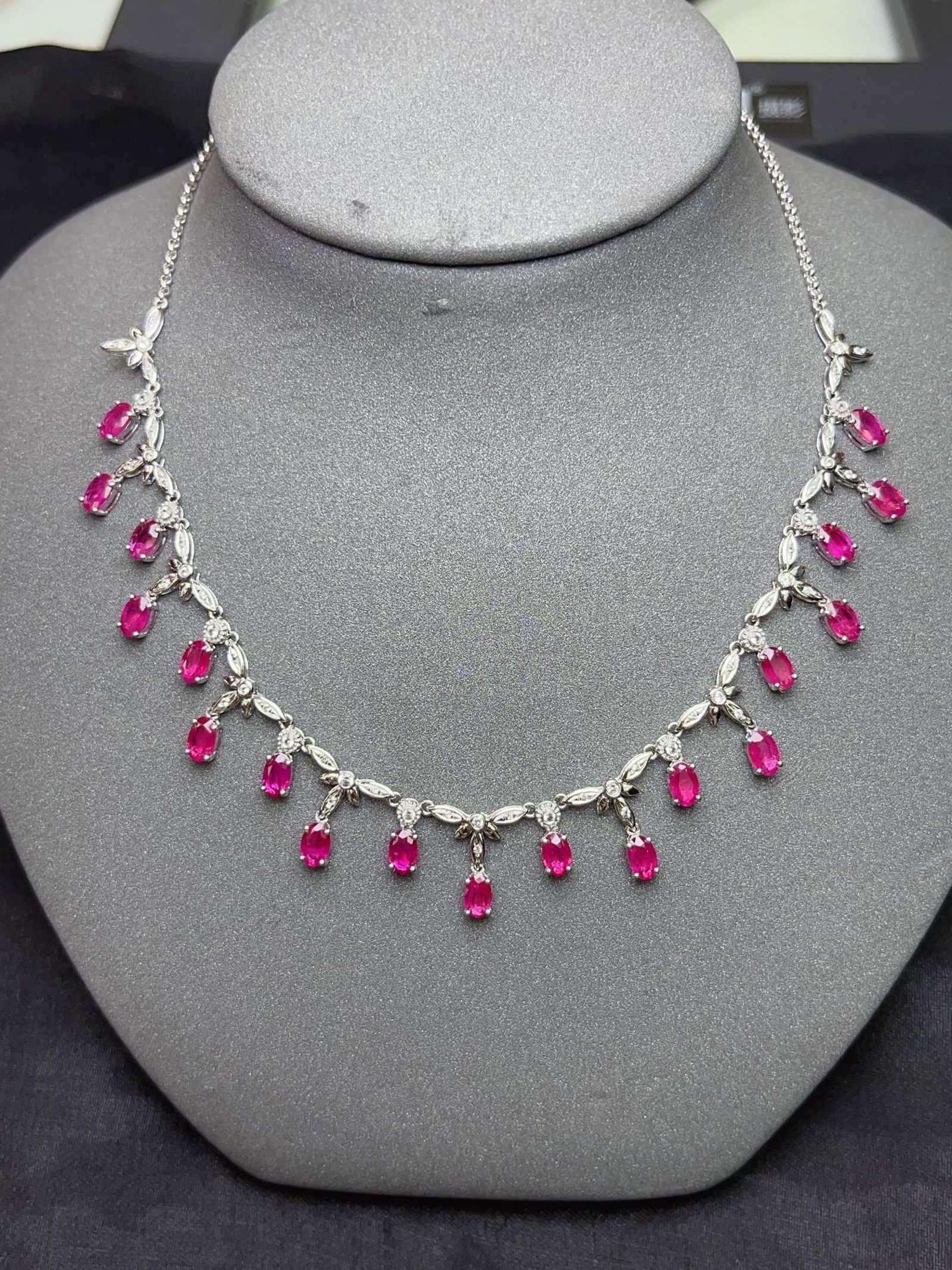 A Exquisite 18k Gold Inlaid 5.89ct Natural Ruby Necklace,Inlaid Gems (1 of 5)