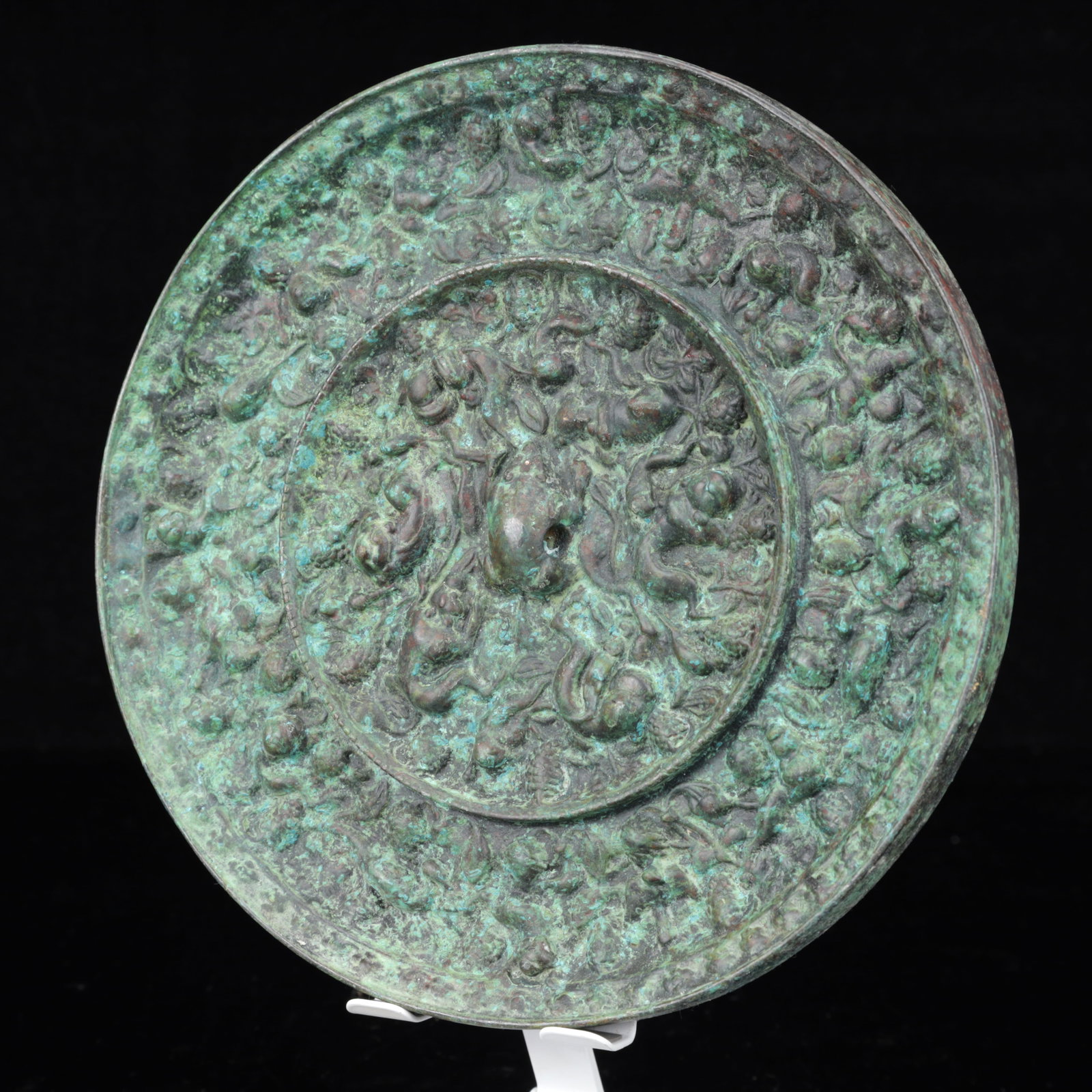 An Archaic Bronze Animal Pattern Round Mirror - 6