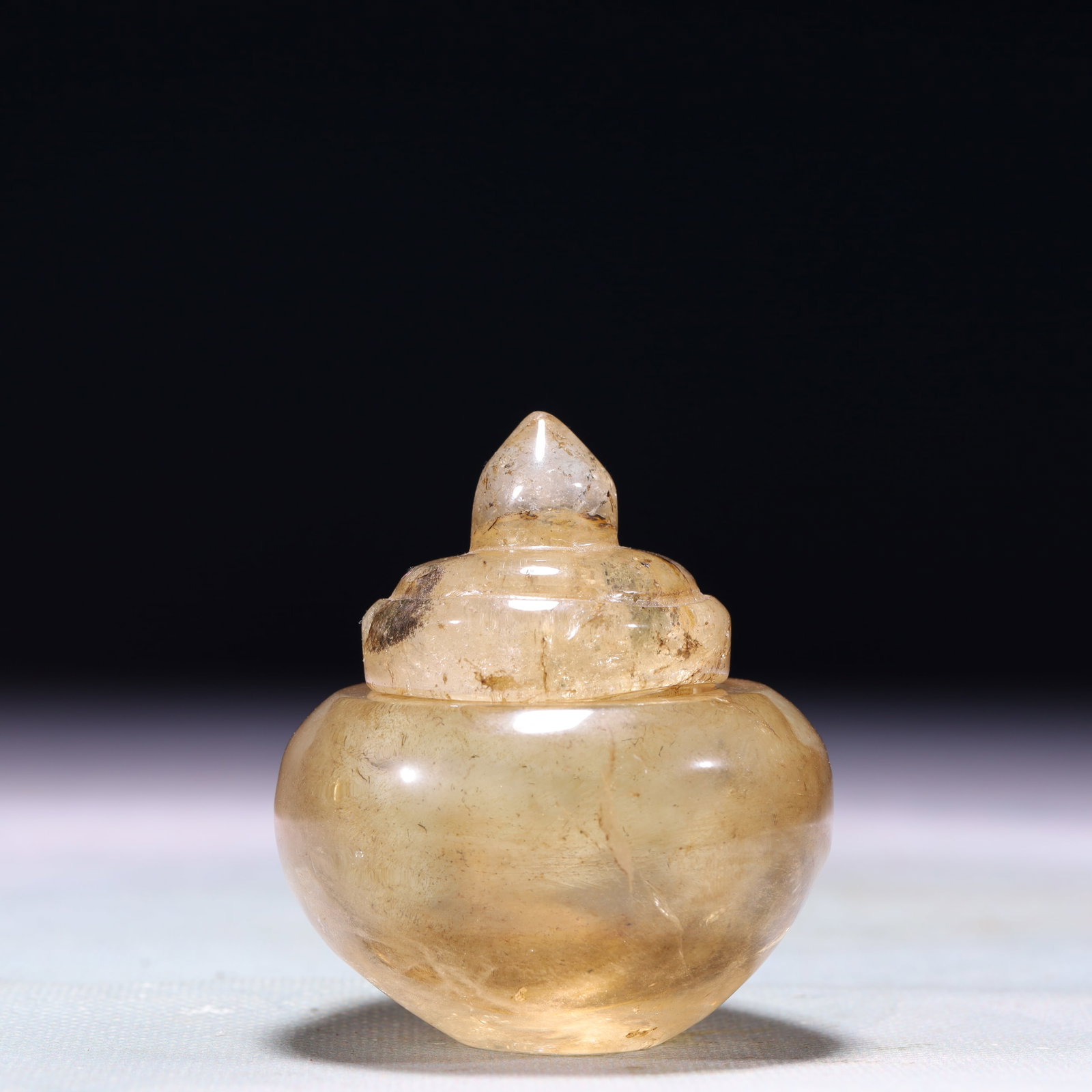 An Exquisite Crystal Jar with Cover - 4