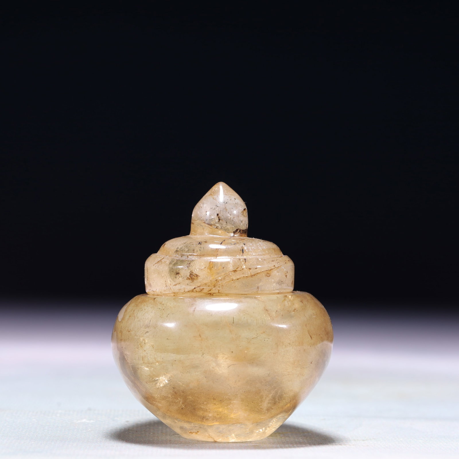 An Exquisite Crystal Jar with Cover - 5