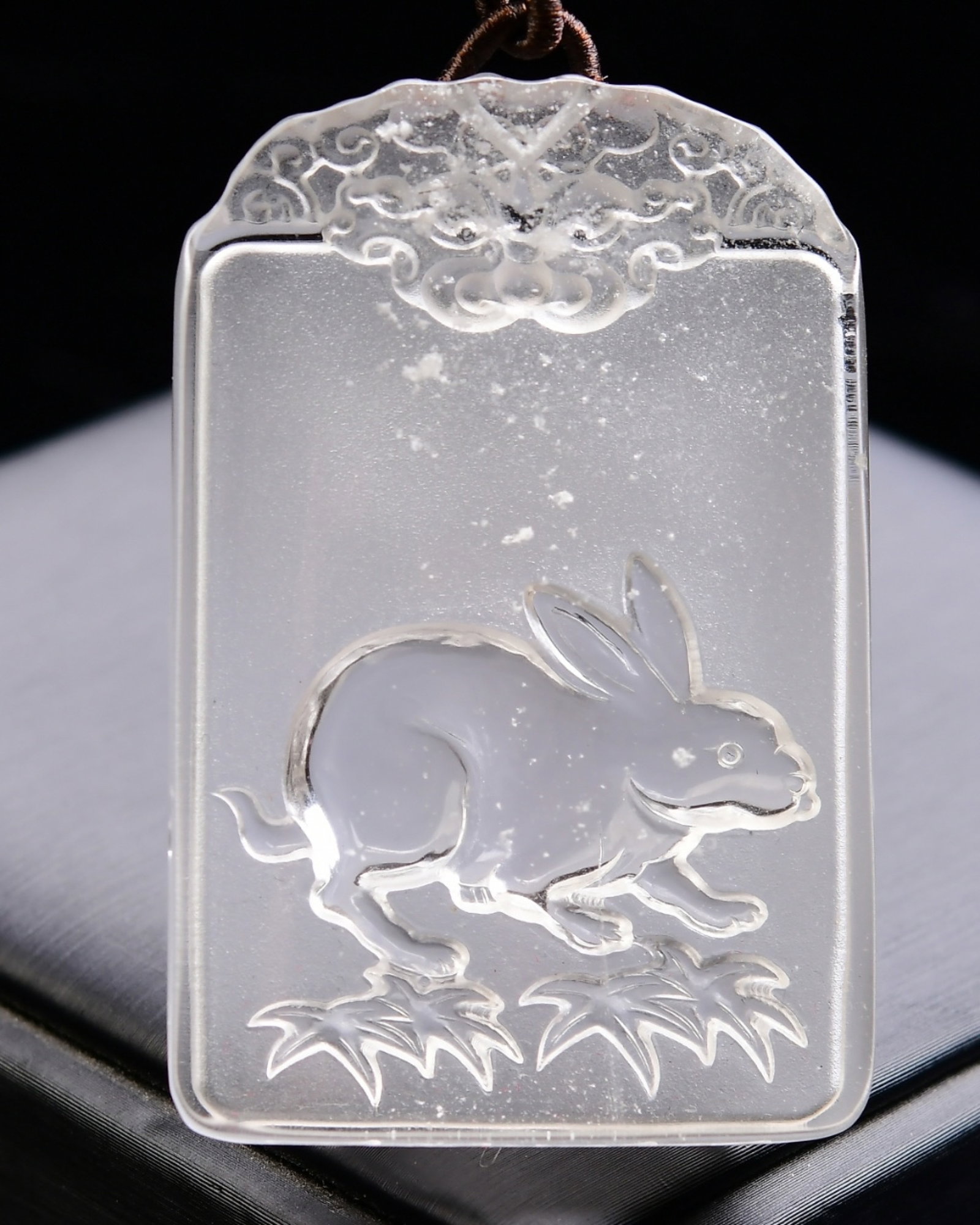 An Exquisite Crystal Rabbit Pattern Pendant - 2