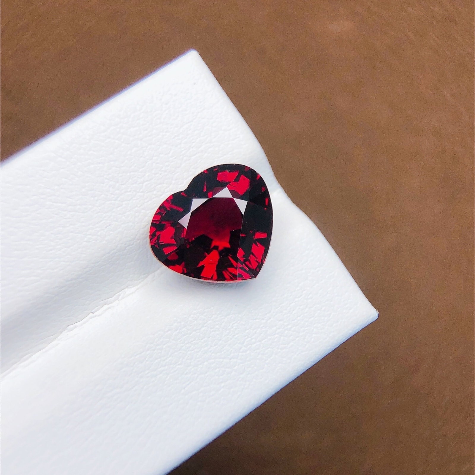 6.34Ctw Natural Gemstone Loose: 6.34Ctw Natural Gemstone Loose,Size:11.7mmx10.4mmx6.3mm 6.34Ctw天然宝石裸石