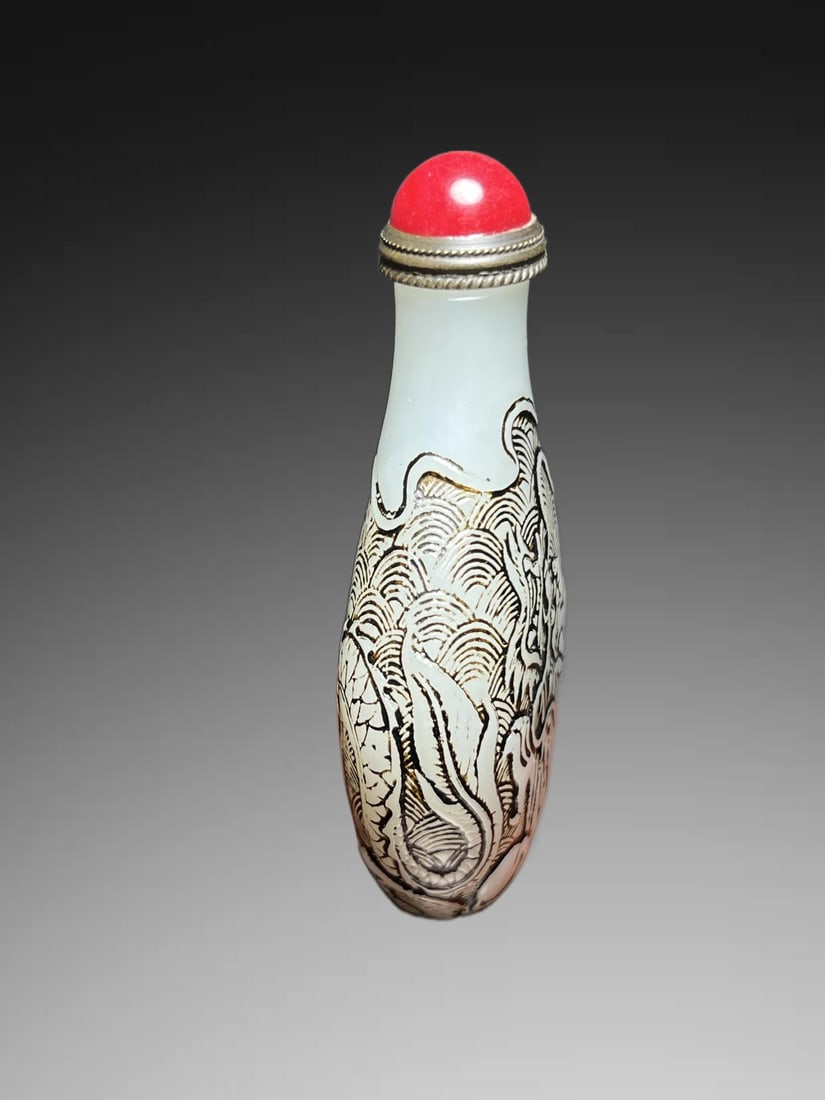A Exquisite Hotan Jade Dragon Pattern Snuff Bottle - 3