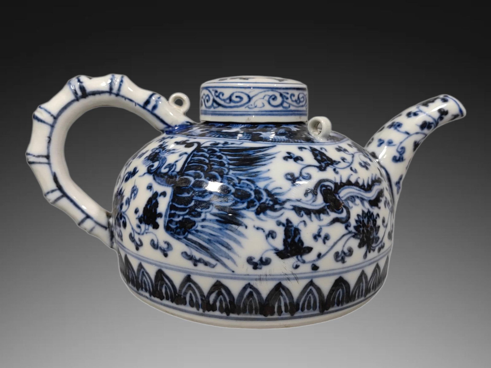 A Exquisite Blue and White Phoenix Pattern Ewer - 3