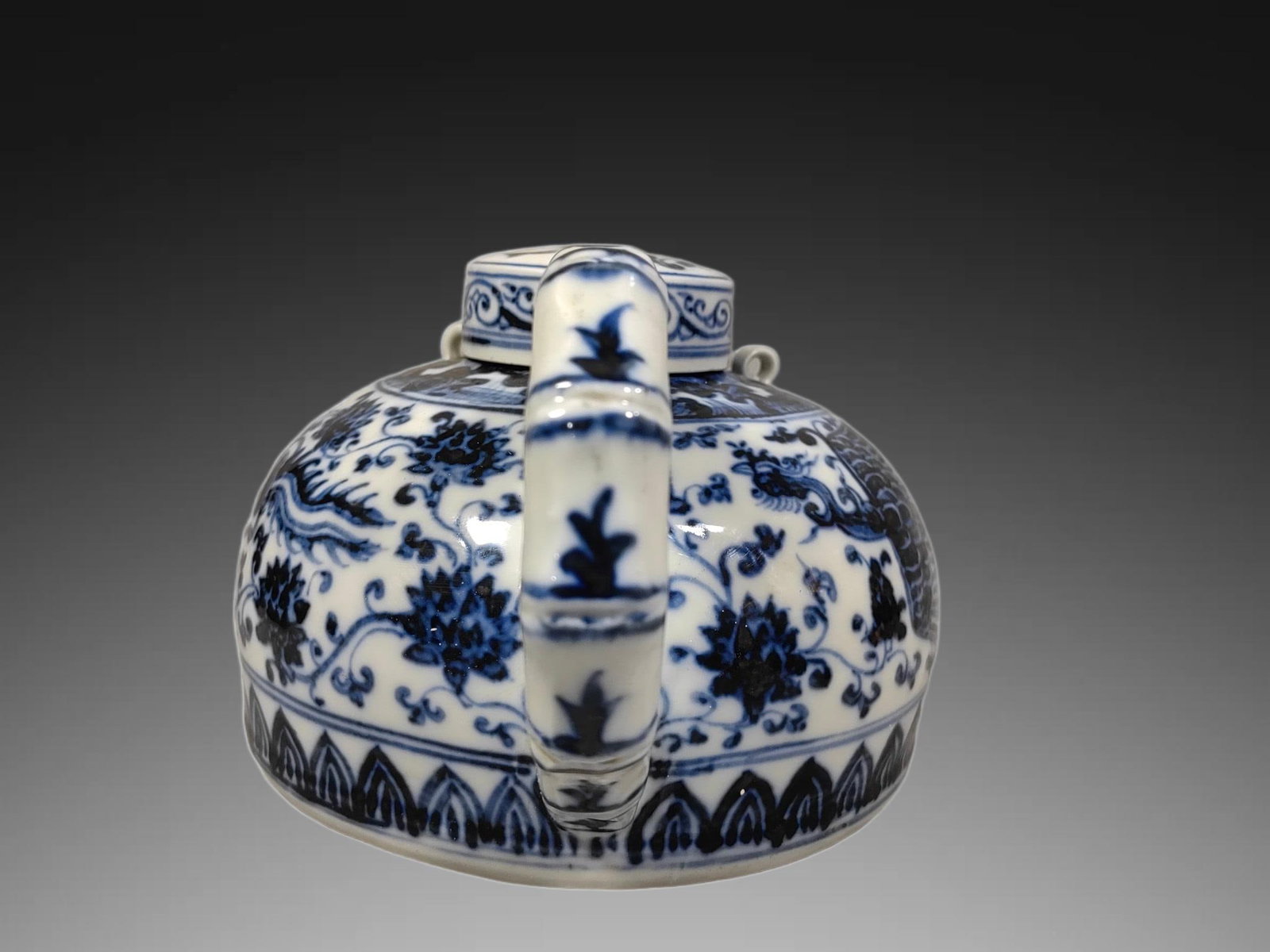 A Exquisite Blue and White Phoenix Pattern Ewer - 4