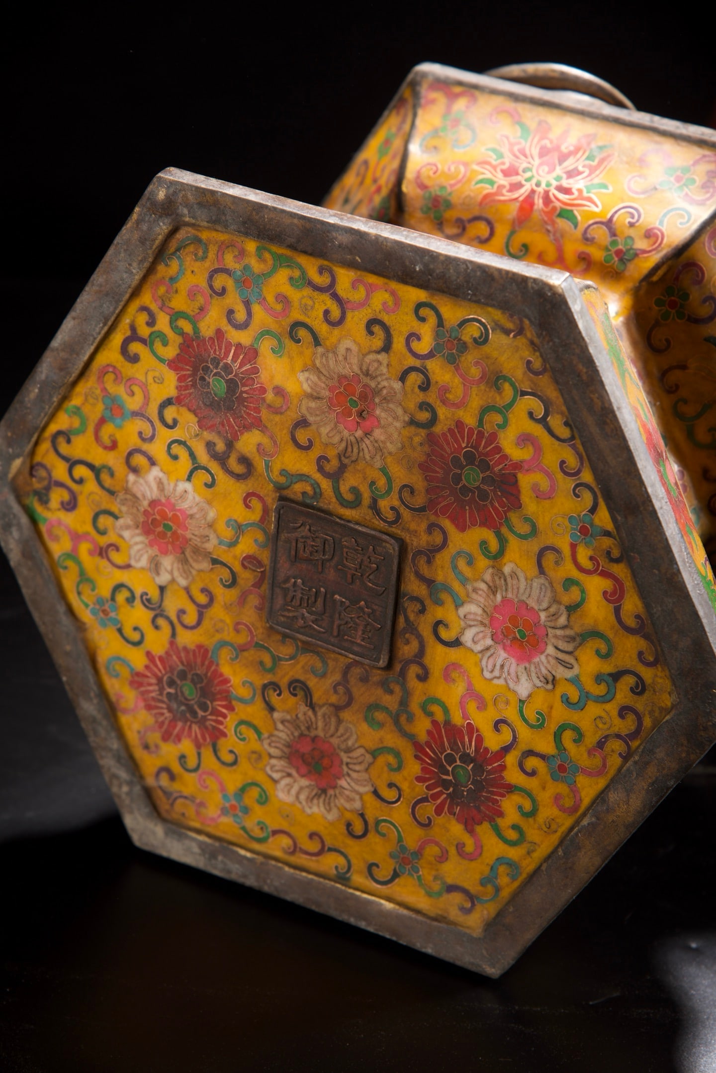 A Exquisite Cloisonne Lotus Pattern Candlestick - 10