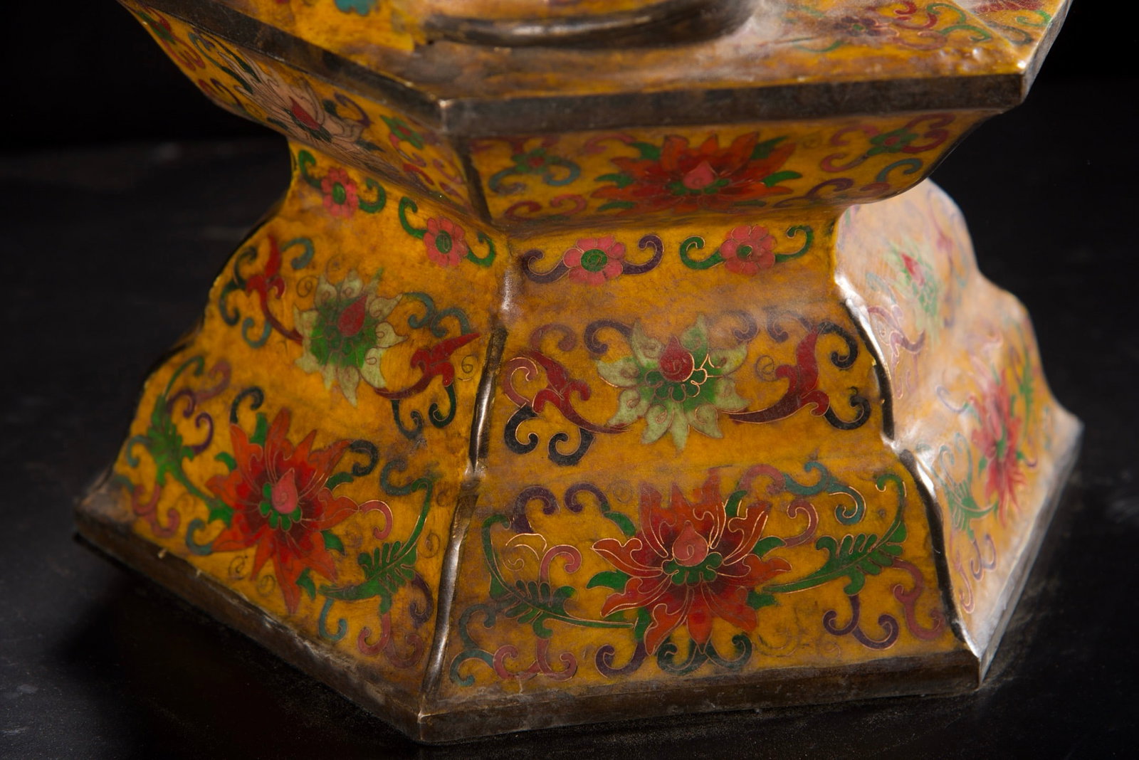 A Exquisite Cloisonne Lotus Pattern Candlestick - 4