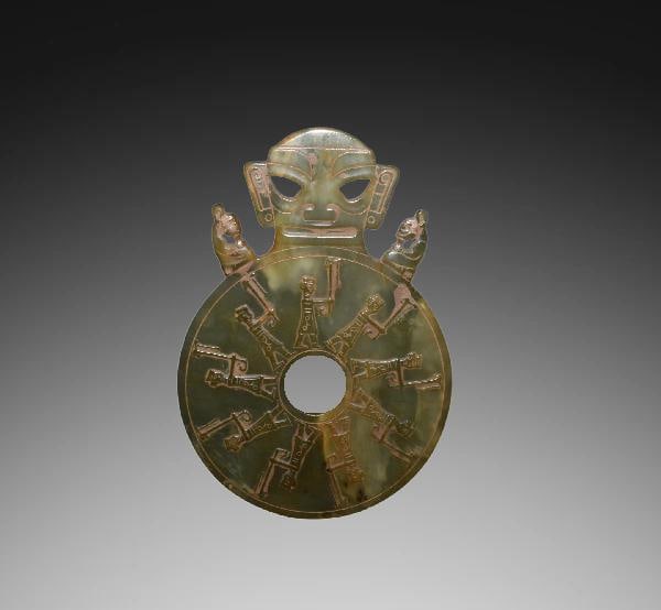 A Exquisite Hotan Jade Bi: A Exquisite Hotan Jade Bi,Ancient Time,China,Size:5.5inx7.9in,Weight:430g 和田玉璧,远古时期