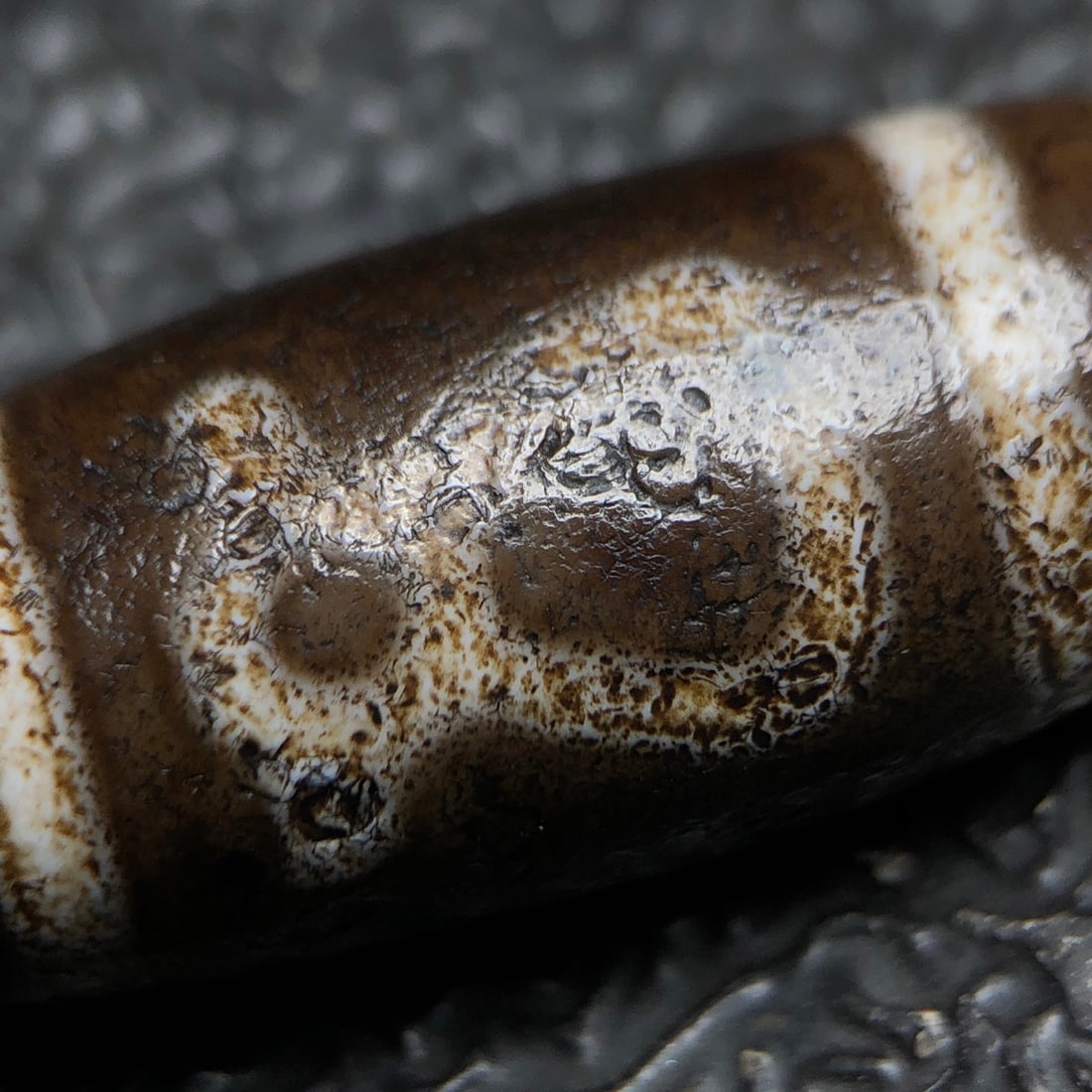 A Exquisite Mammon Dzi bead - 8