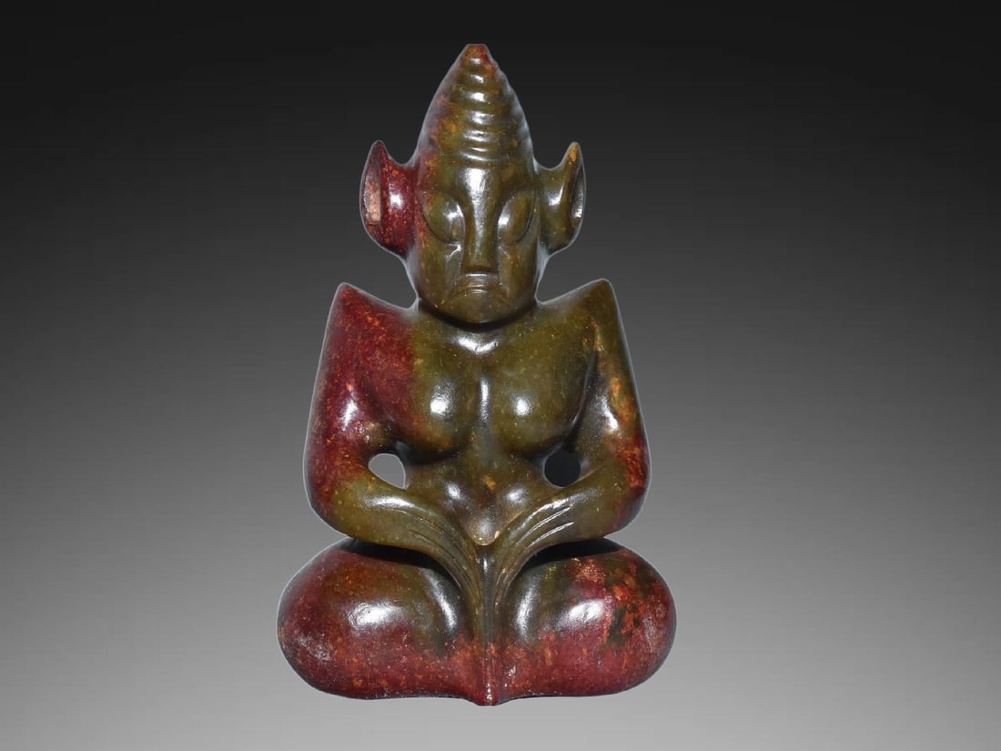 A Exquisite Hemoyu Jade Figure: A Exquisite Hemoyu Jade Figure,Ancient Time,China,Size:4.3inx6.5in,Weight:920g 河磨玉人,远古时期