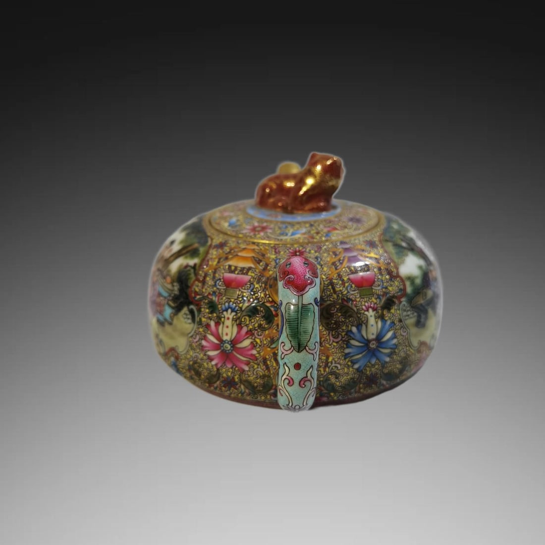 A Exquisite Enamel Figures Pattern Ewer - 2