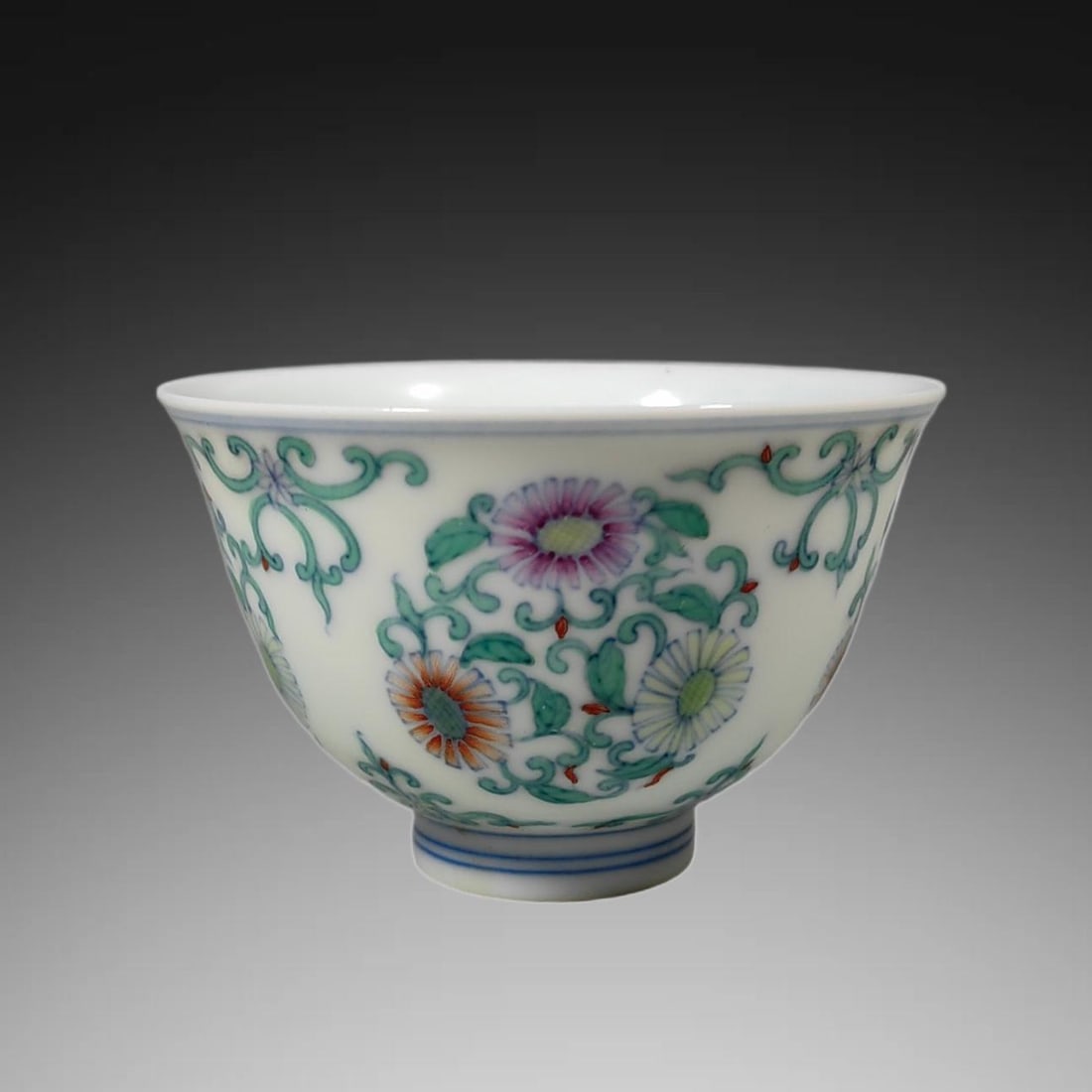 A Exquisite Doucai Flower Pattern Cup - 2