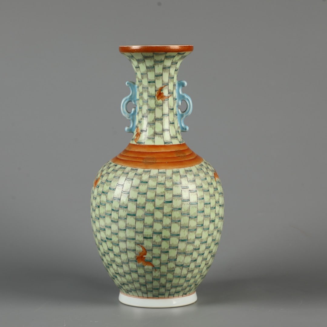 A Exquisite Famille-Rose Bamboo Pattern Vase - 6