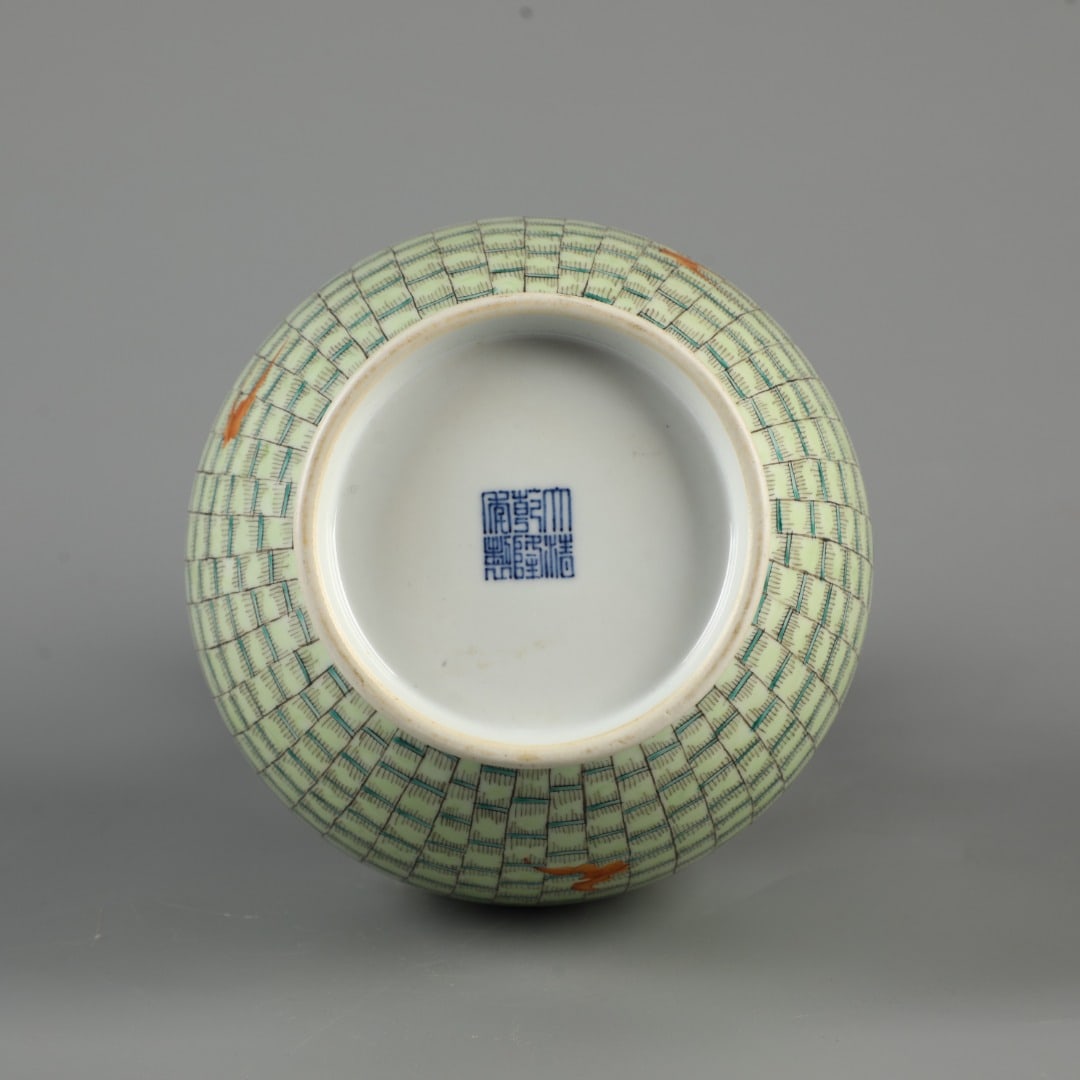 A Exquisite Famille-Rose Bamboo Pattern Vase - 9