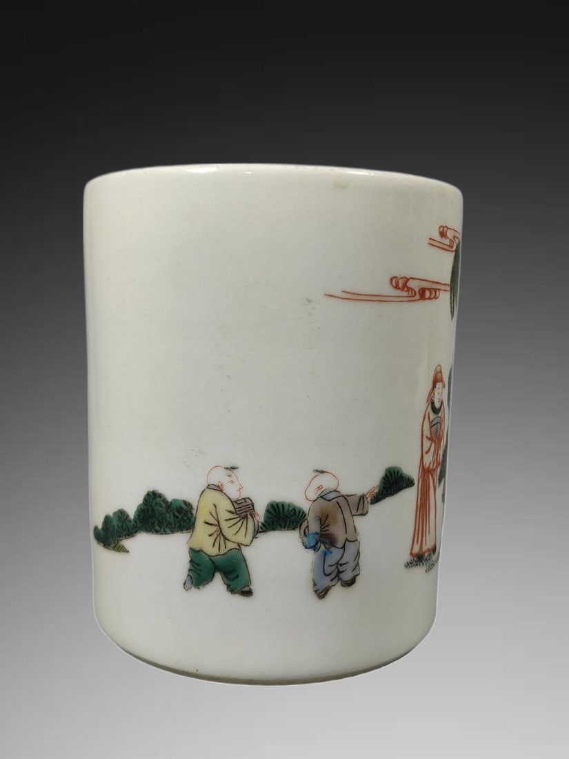 A Exquisite Doucai Figures Pattern Brush Pot - 4