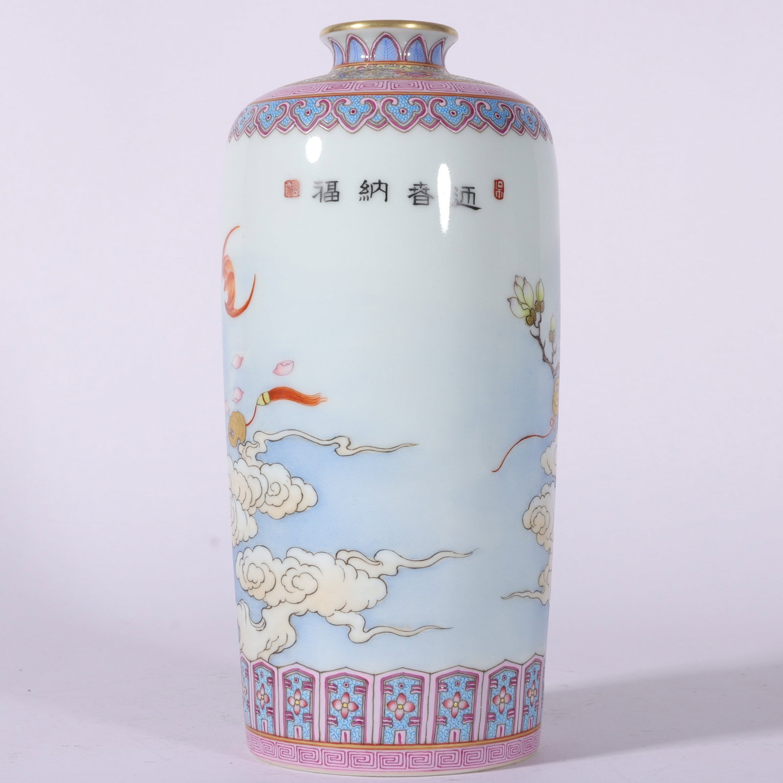 A Exquisite Enamel Lion Pattern Vase - 6