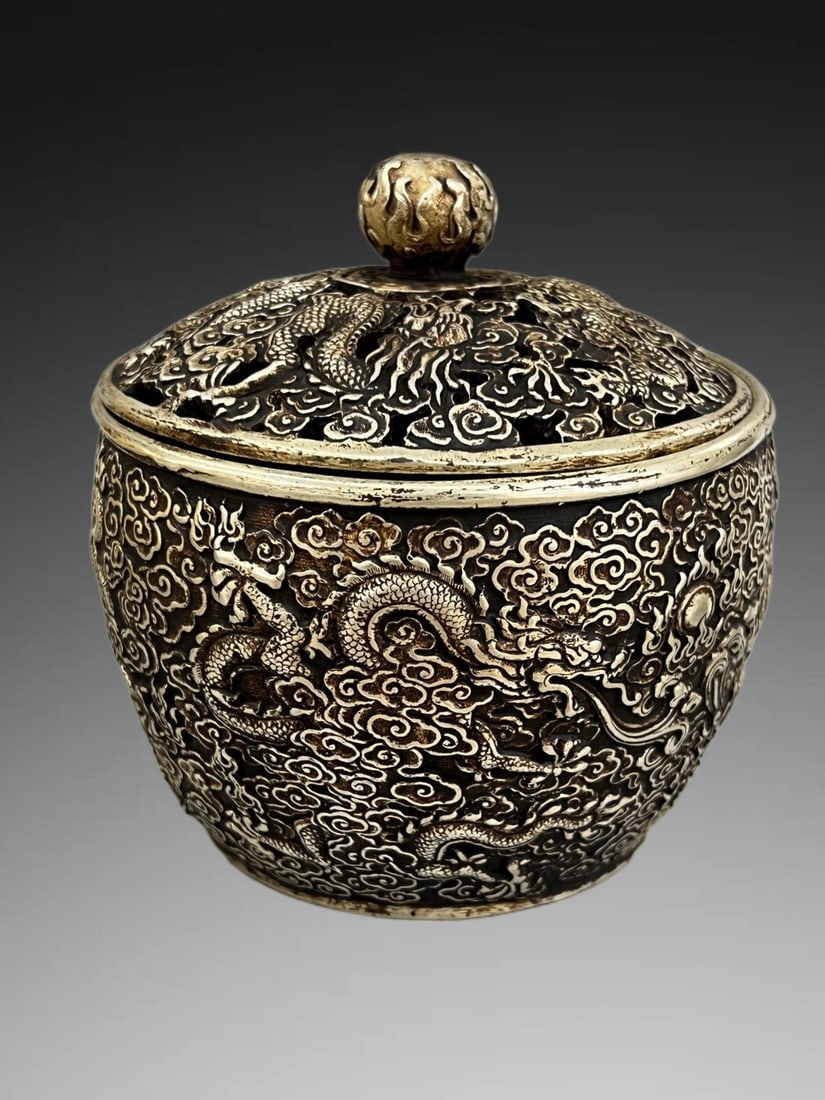 A Exquisite Silver Gilded Copper Dragon Pattern Box: A Exquisite Silver Gilded Copper Dragon Pattern Box,Qing Dynasty, China,Qianlong Four-character Mark,Size:4.5in,Weight:1443.2g 铜鎏银龙纹盒,中国清