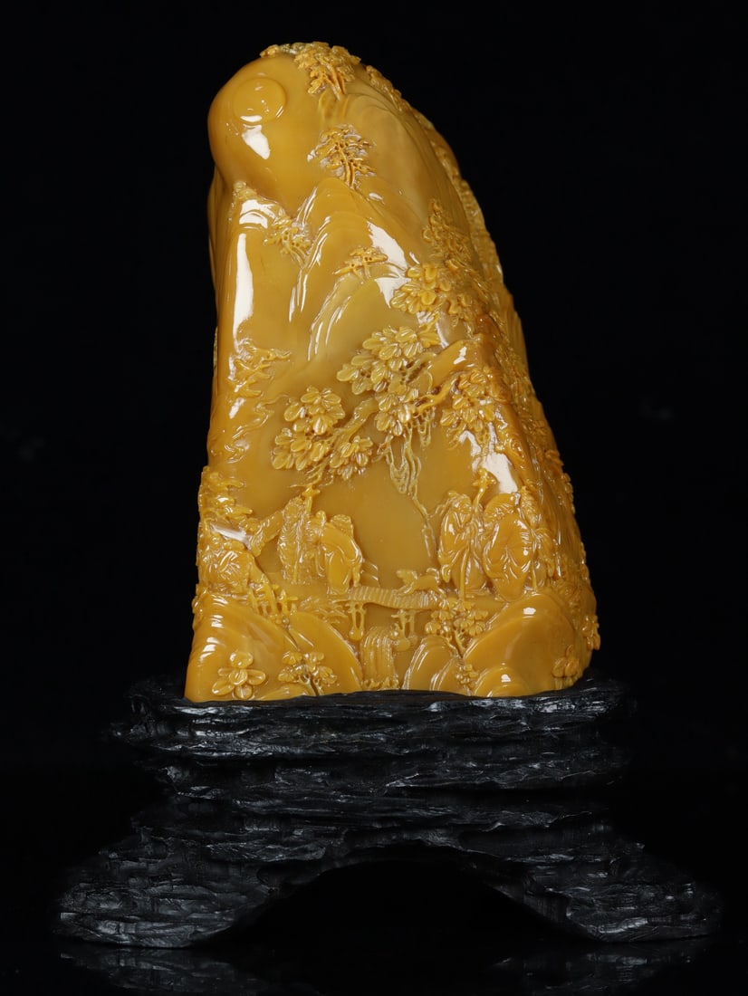 A Exquisite Tianhuang Stone Landscape and Figures Ornament: A Exquisite Tianhuang Stone Landscape and Figures Ornament,Qing Dynasty, China,Size:7.1inx5.1inx3.5in,Weight:1198g 田黄石雕刻山水人物摆Ê