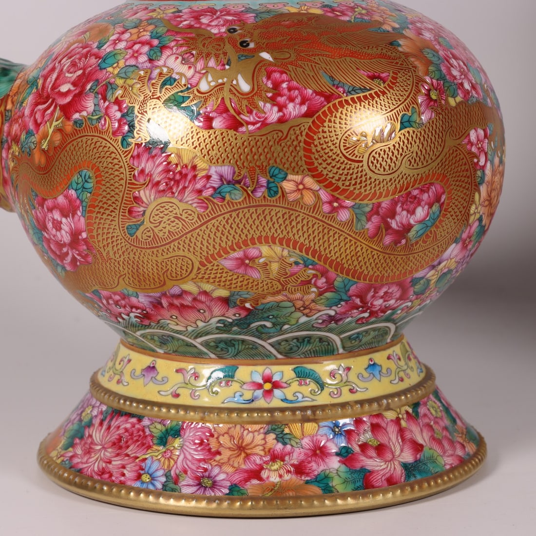 A Exquisite Enamel Dragon Pattern Teapot - 12