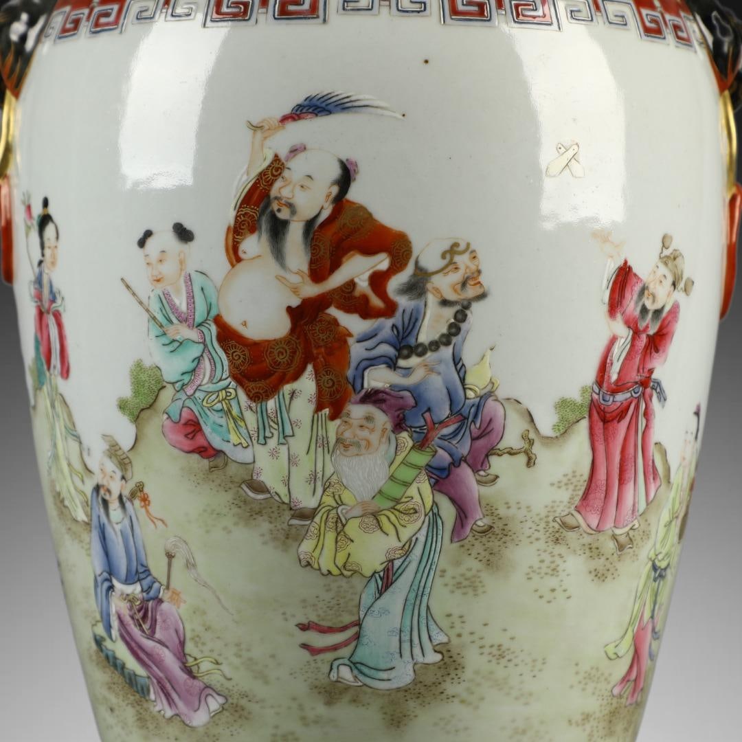 A Exquisite Famille-Rose Figures Pattern Bat-Ears Vase - 8