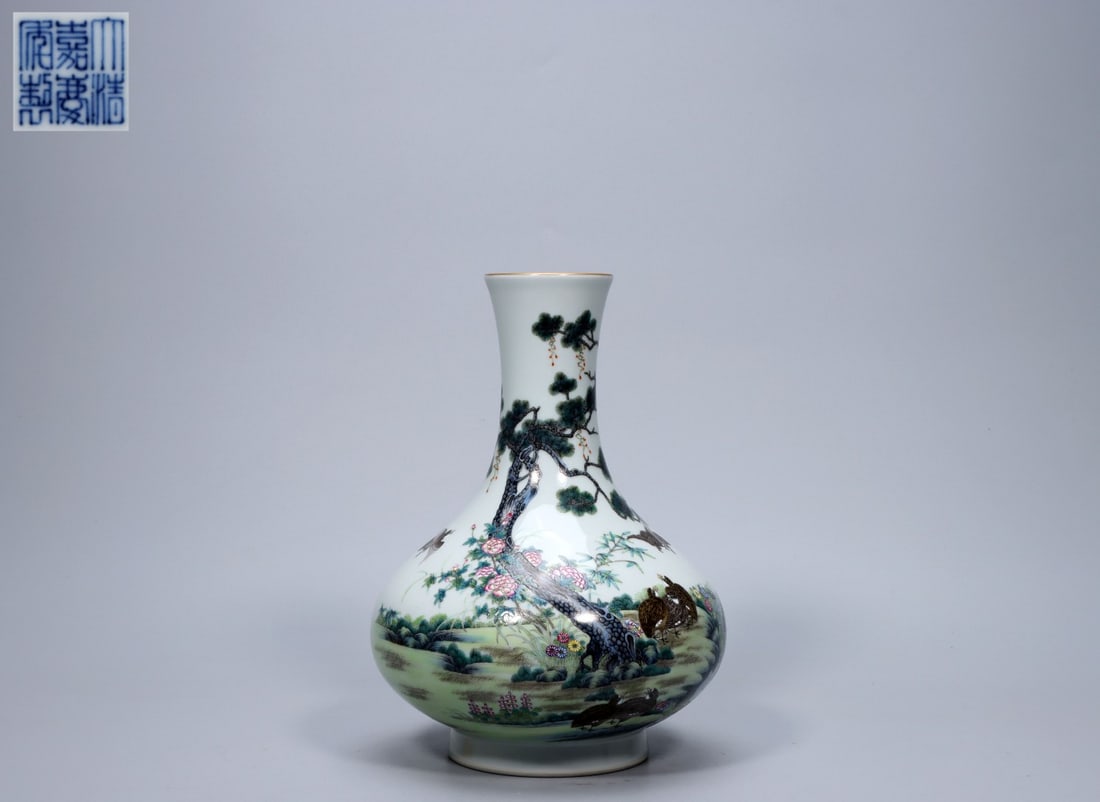 A Exquisite Famille-Rose Flower and Bird Pattern Vase: An Exquisite Famille-Rose Flower and Bird Pattern Vase,Qing Dynasty, China,Jiaqing Six-character Mark,Size:9.2inx6.7inx2.4in ,Weight:1030g 粉彩花鸟纹瓶,中