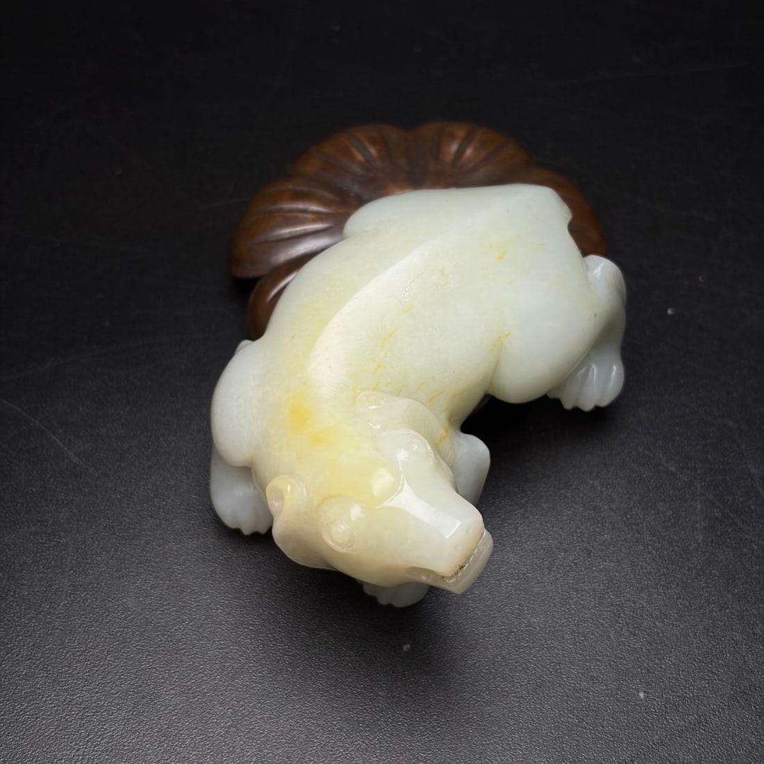 A Exquisite Hotan Jade Bear - 5