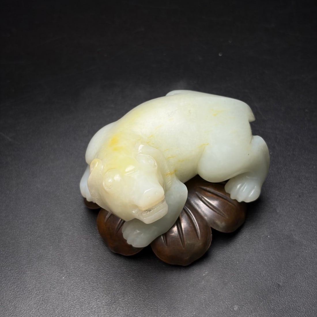 A Exquisite Hotan Jade Bear - 7