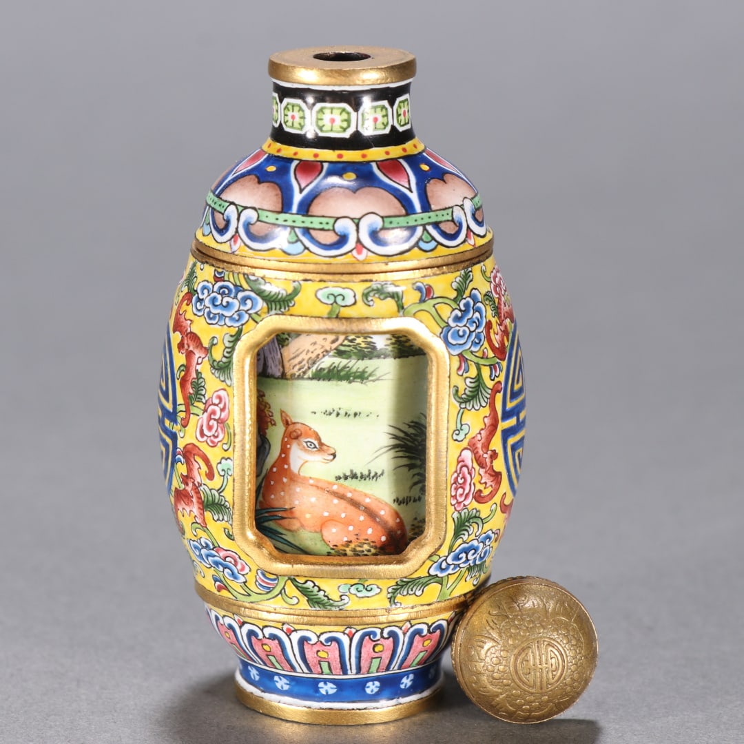 A Exquisite Bronze Enamel Deer Pattern Snuff Bottle - 3