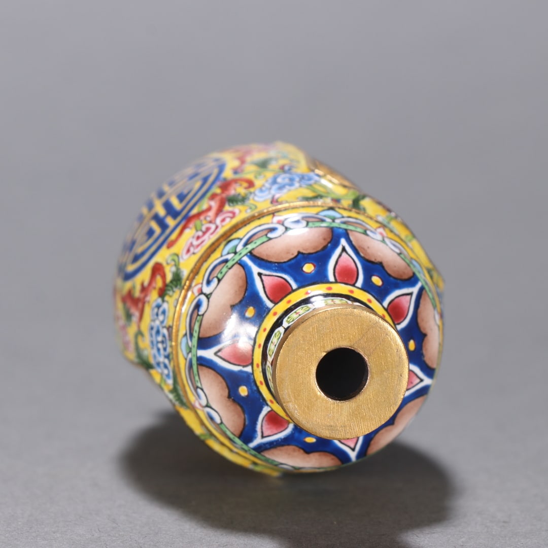 A Exquisite Bronze Enamel Deer Pattern Snuff Bottle - 8