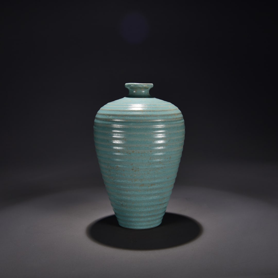 A Exquisite Ru Ware Sky Blue Glazed string pattern Vase - 3