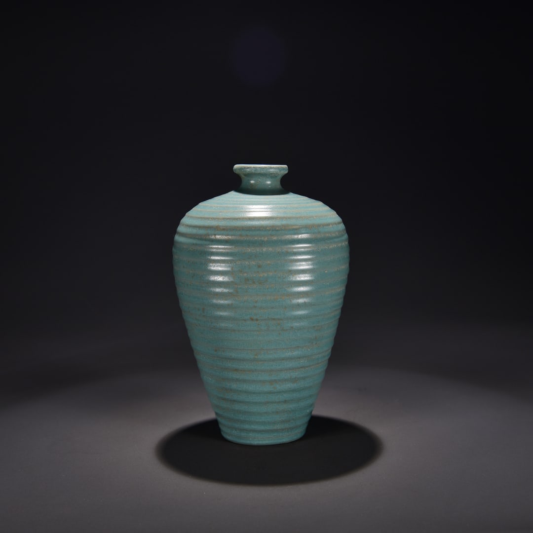 A Exquisite Ru Ware Sky Blue Glazed string pattern Vase - 4