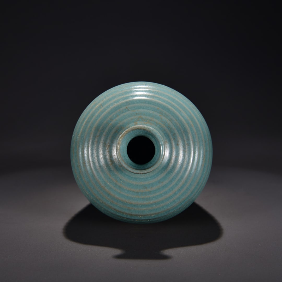 A Exquisite Ru Ware Sky Blue Glazed string pattern Vase - 8