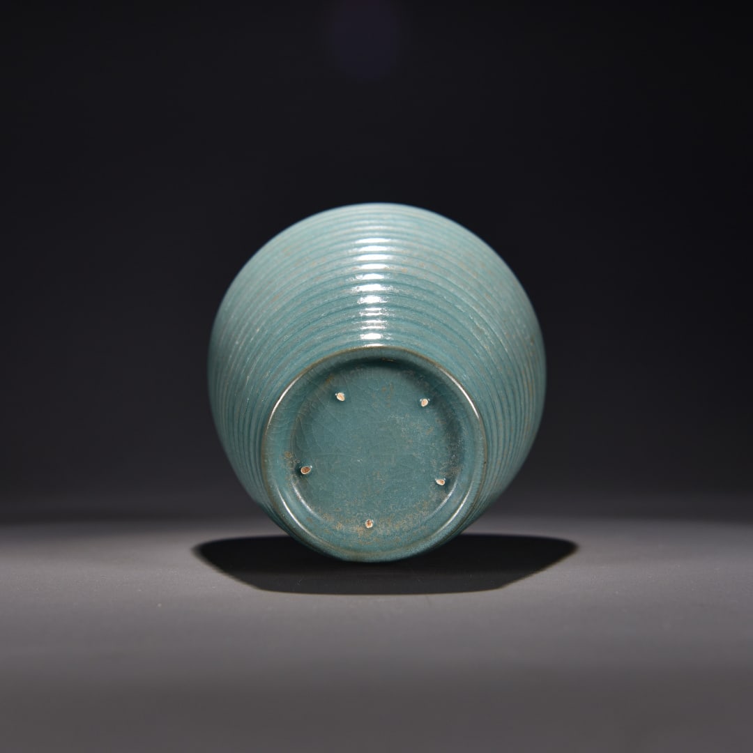A Exquisite Ru Ware Sky Blue Glazed string pattern Vase - 9
