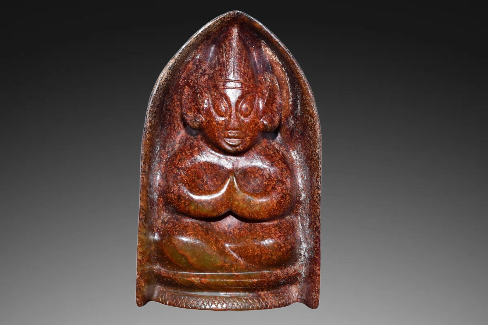 A Exquisite Hemoyu Jade Buddha: A Exquisite Hemoyu Jade Buddha,Ancient Time,China,Size:4.8inx7.5in,Weight:2370g 河磨玉佛,远古时期