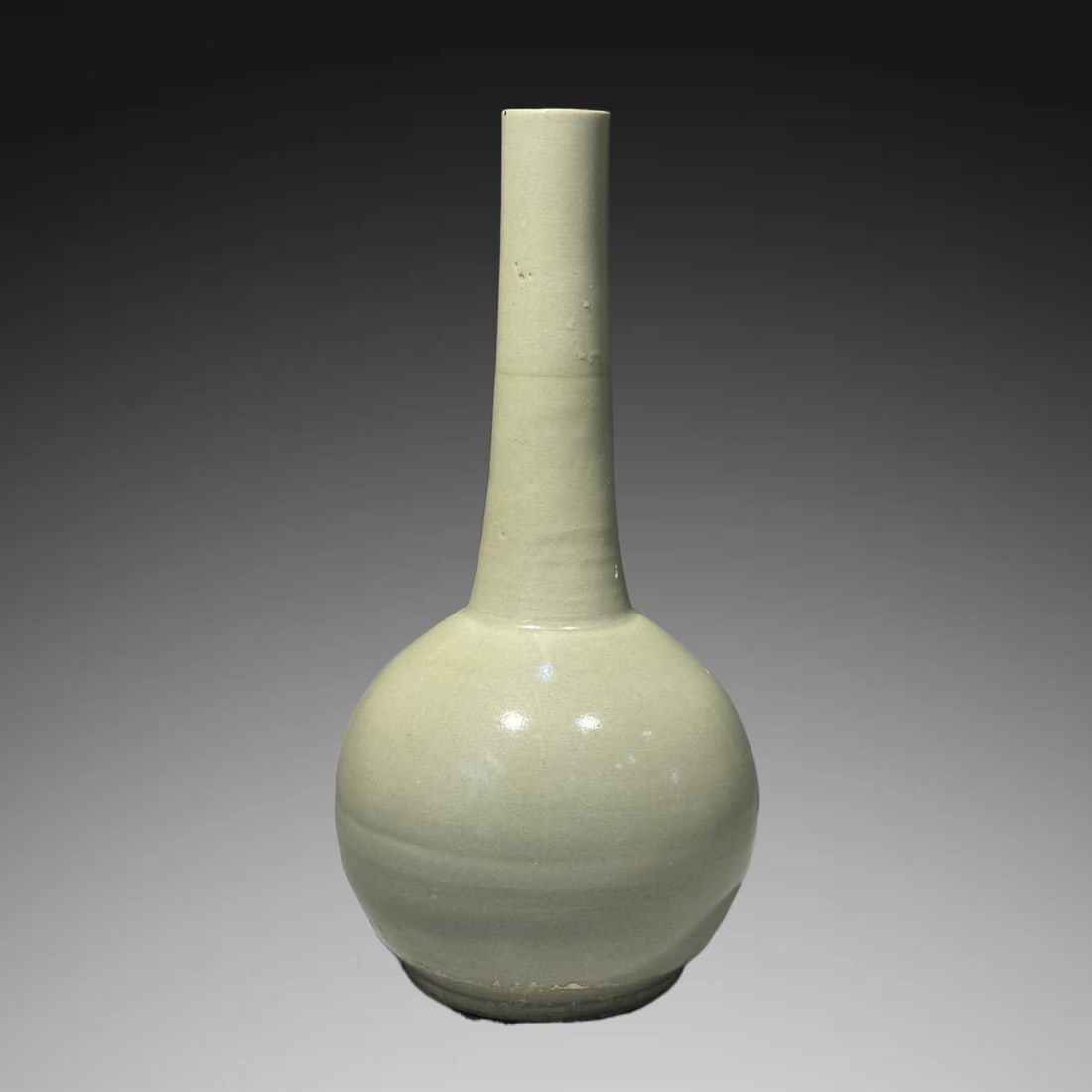 A Exquisite Yue Kiln Secret Celadon Vase: An Exquisite Yue Kiln Secret Celadon Vase,Tang Dynasty, China,Size:8.7inx4.3in 越窑秘色瓷瓶,中国唐代