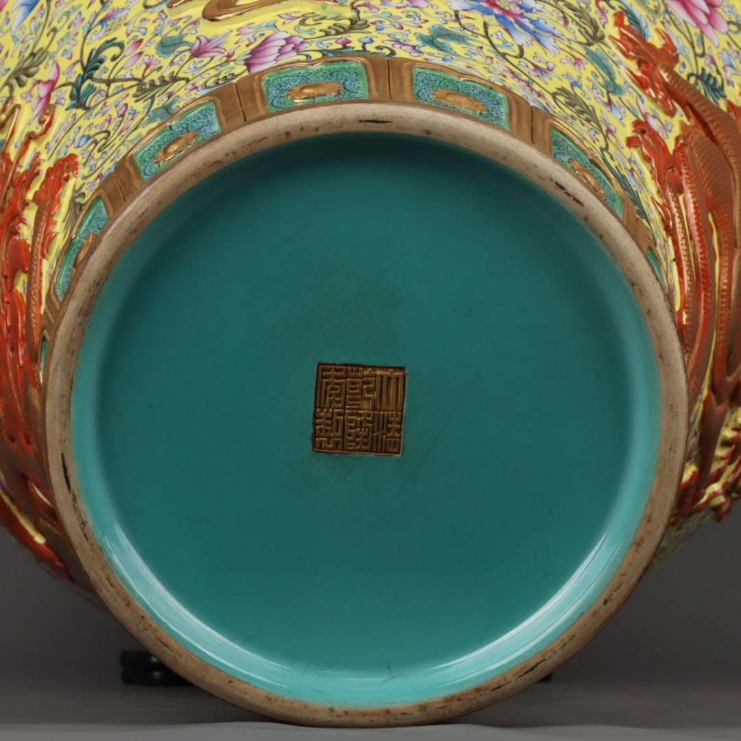 A Exquisite Enamel Gilt Dragon Pattern Vase - 9