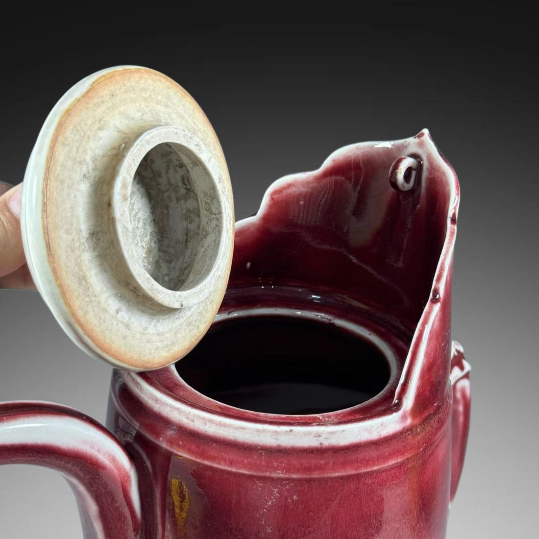 A Exquisite Red Glazed Teapot - 3