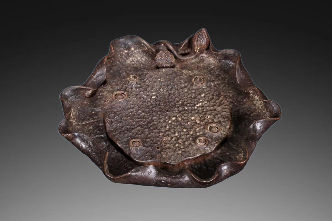 A Exquisite Purple Sands Lotus Leaf Tea Tray: A Exquisite Purple Sands Lotus Leaf Tea Tray,Qing Dynasty, China,With Mark,Size:6.3inx0.6in 紫砂荷叶壶承,中国清代,带款
