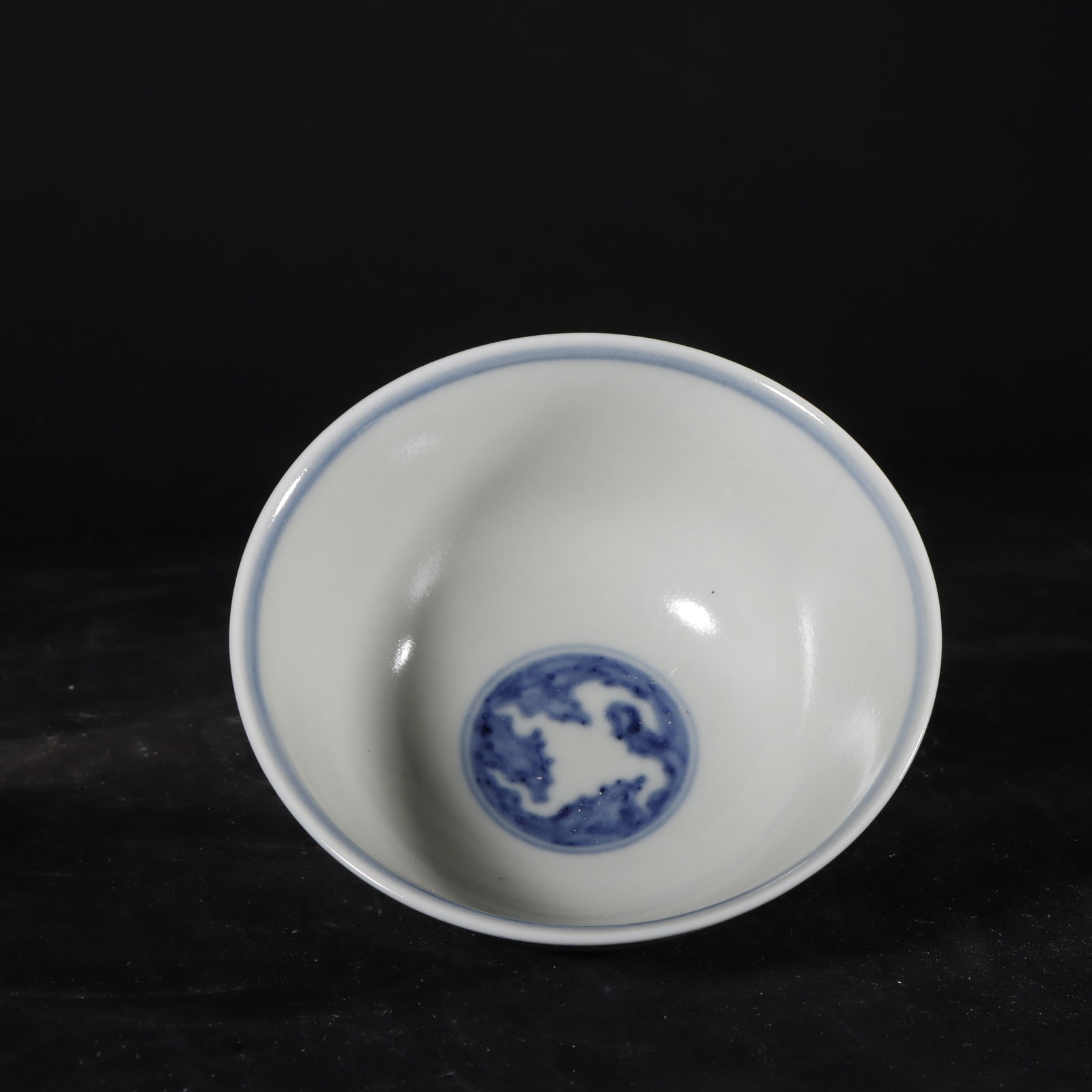 A Exquisite Blue and White Dragon Pattern Cup - 5
