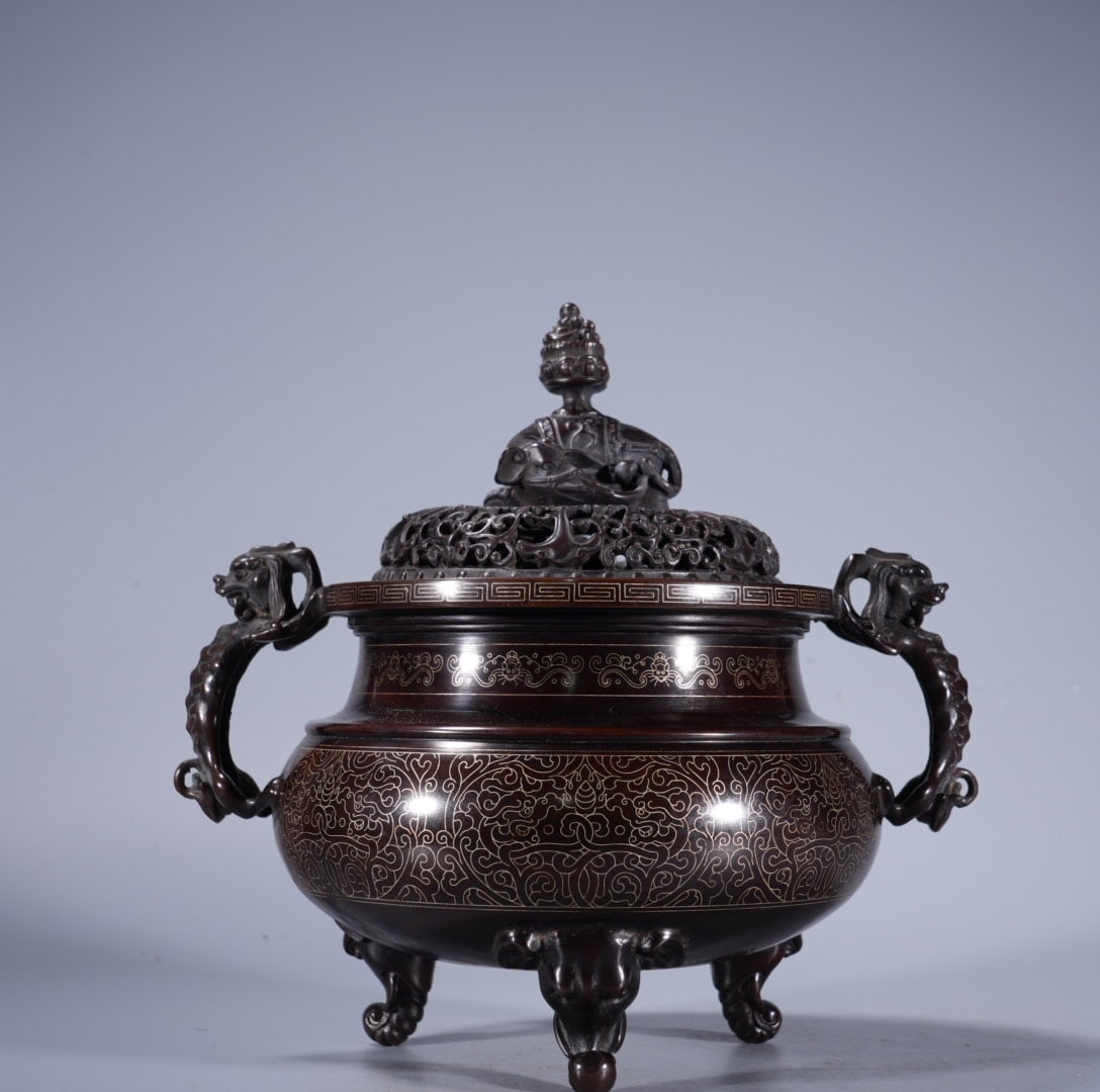 A Exquisite Silver-Inlaid Bronze Dragon-Ears Tripod Censer: A Exquisite Silver-Inlaid Bronze Dragon-Ears Tripod Censer,Ming Dynasty, China,With Mark,Size:7.1inx5.1in ,Weight:3085g