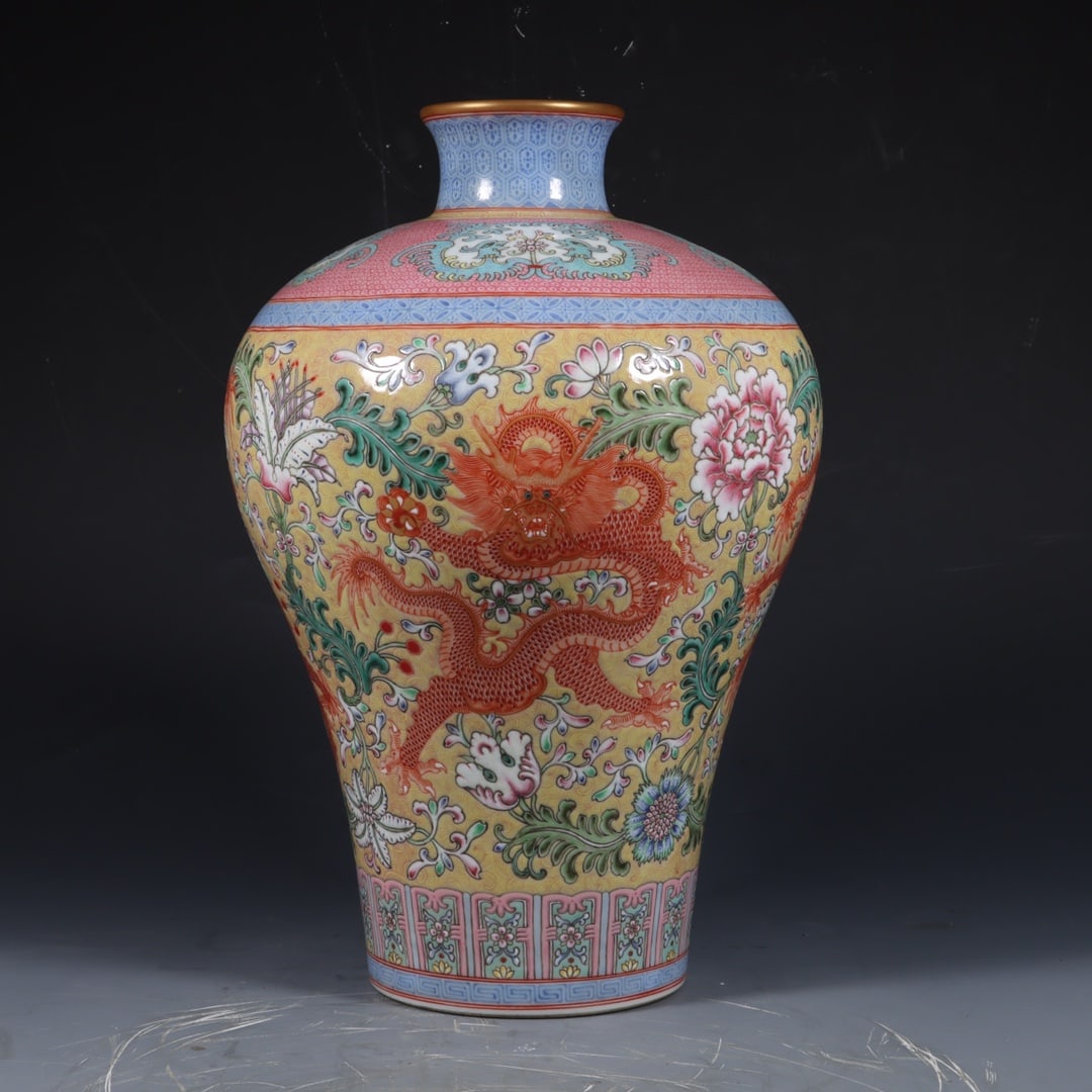 A Exquisite Famille-Rose Iron-Red Painted Gold Lotus Dragon Pattern Vase: A Exquisite Famille-Rose Iron-Red Painted Gold Lotus Dragon Pattern Vase,Qing Dynasty, China,Yongzheng Six-character Mark,Size:12.2inx8.3inx4.5in