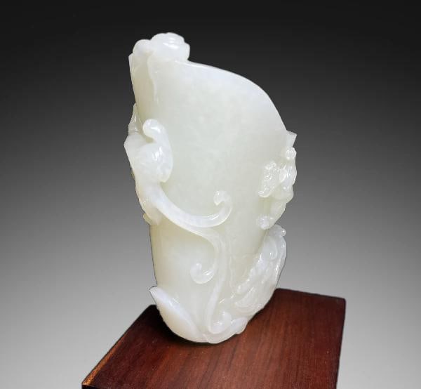 A Exquisite Hotan Jade Dragon Pattern Cup - 5