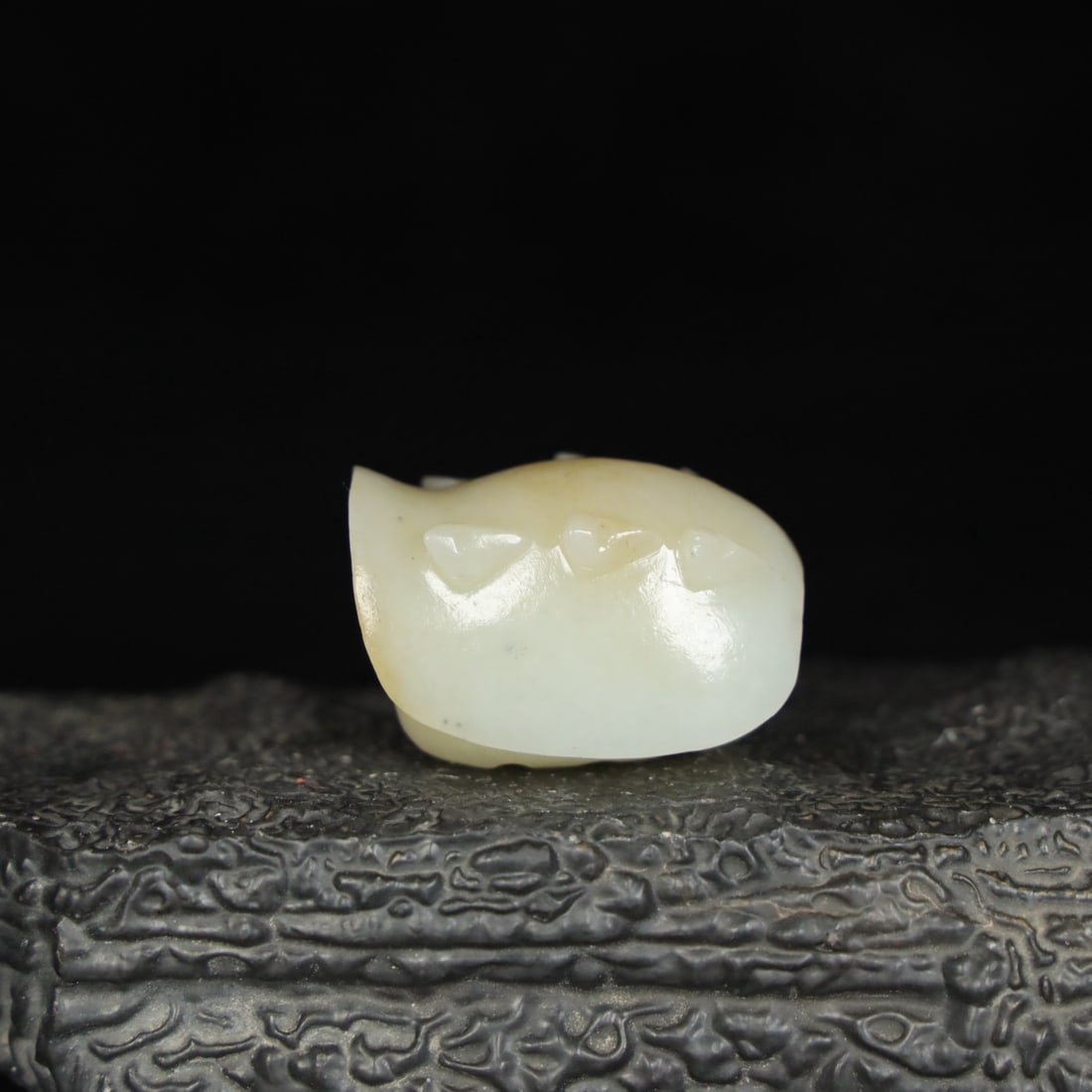An Exquisite Hotan Jade Tortoise Shell - 6