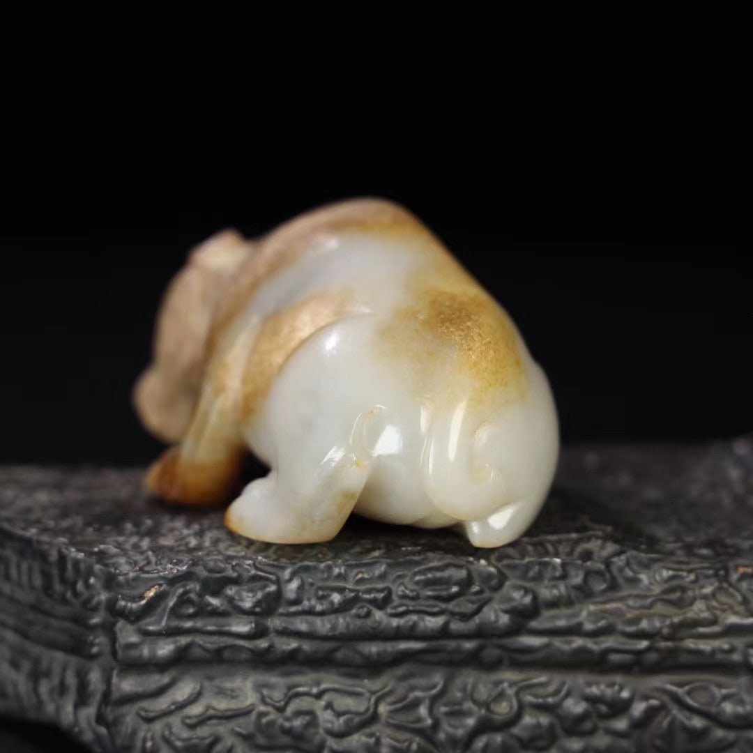 An Exquisite Hotan Jade Bear Ornament - 7