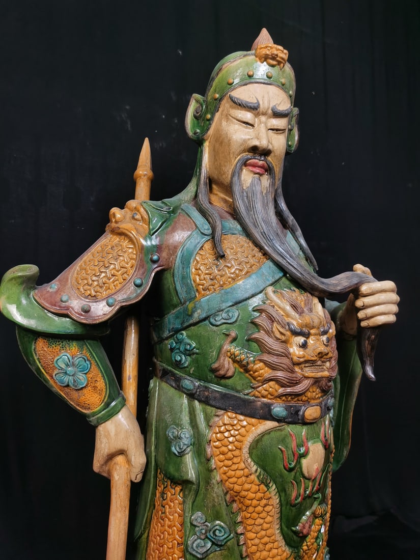 A Exquisite Underglaze-Red Lotus Pattern Vase - 4