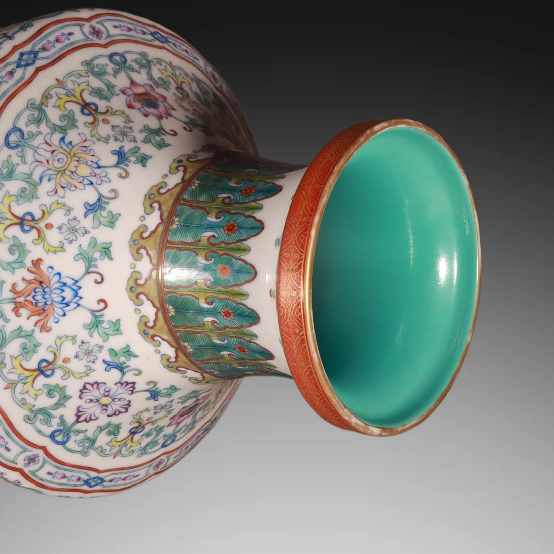 An Exquisite Blue and White Doucai Lotus Pattern Vase - 8