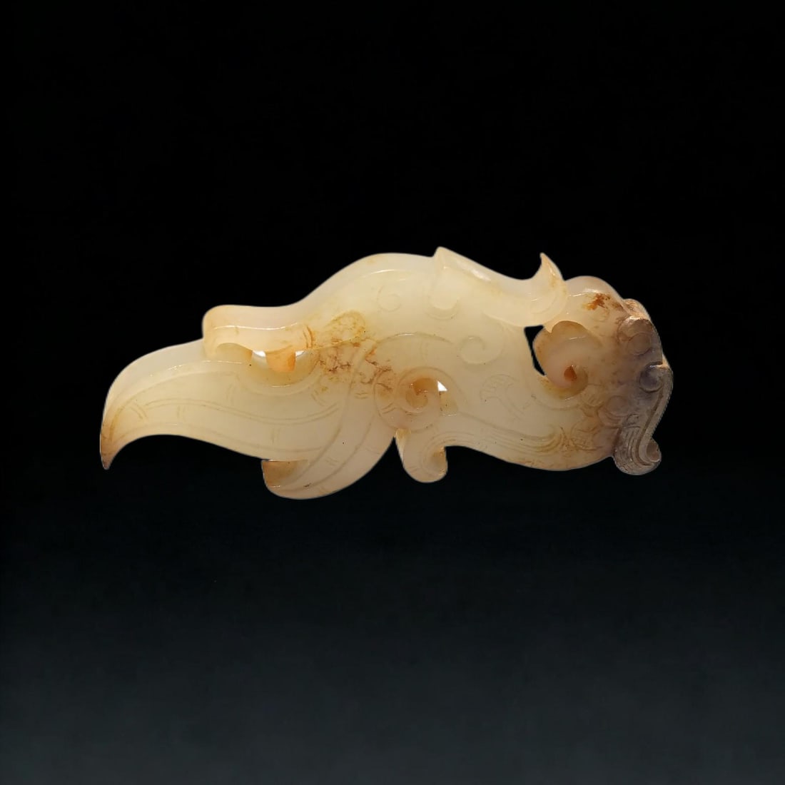 A Exquisite Hotan Jade Kylin Ornament: A Exquisite Hotan Jade Kylin Ornament,Han Dynasty, China,Size:11inx3.1inx7.5in,Weight:1744g 和田玉麒麟摆件,中国汉代