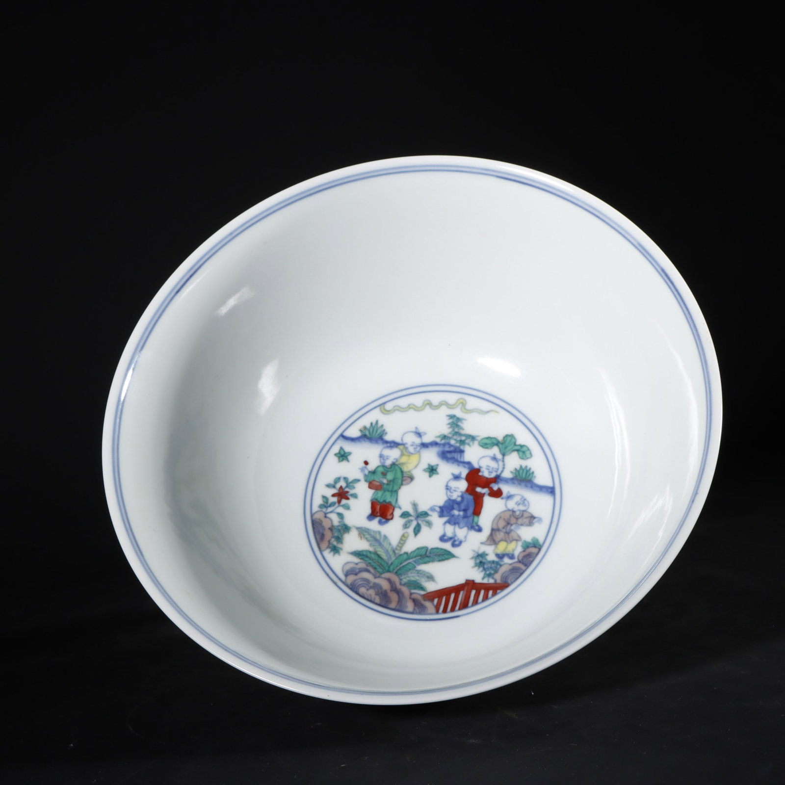 An Exquisite Doucai Figures Pattern - 8